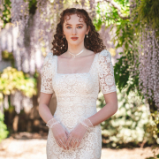 Bridgertonin morsiuspuvut - Allure Bridals